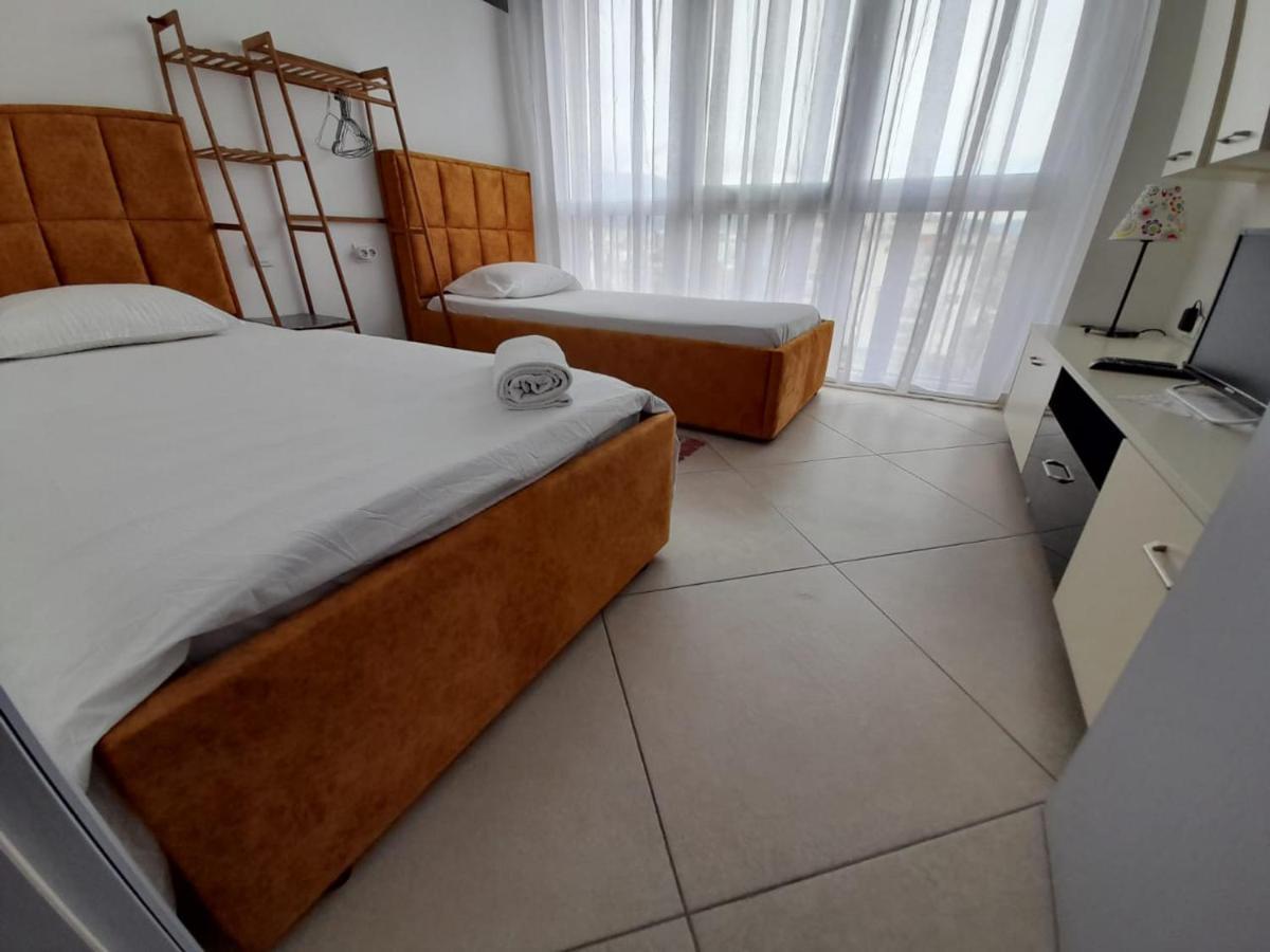Guesthouse Bela Tirana Exterior photo