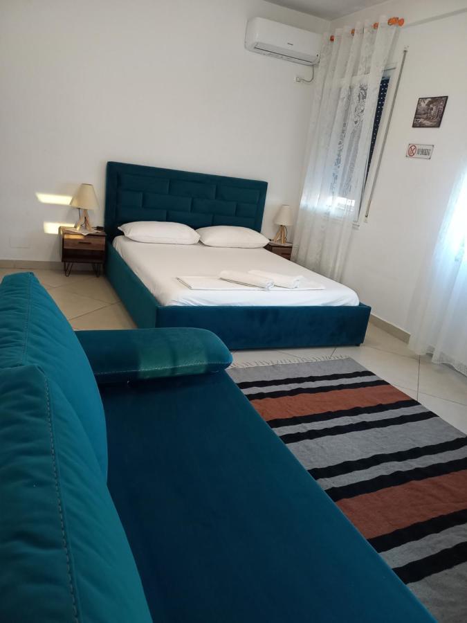 Guesthouse Bela Tirana Exterior photo
