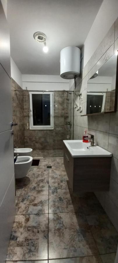 Guesthouse Bela Tirana Exterior photo