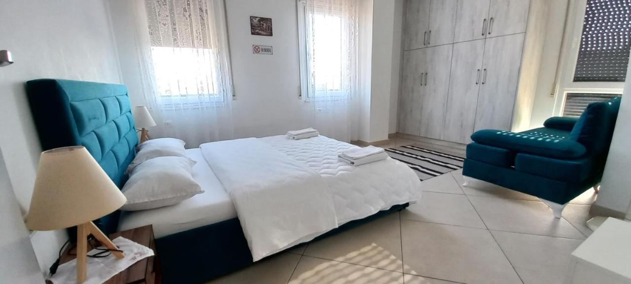 Guesthouse Bela Tirana Exterior photo